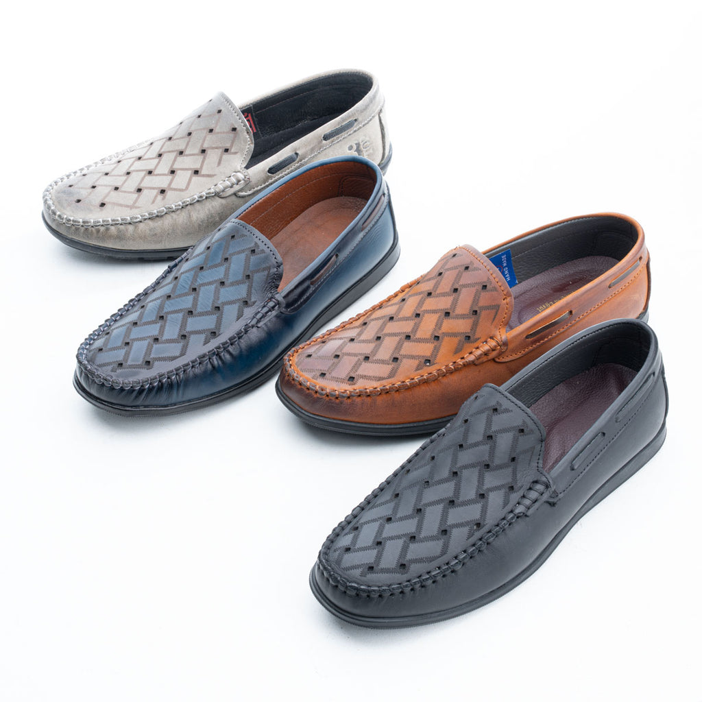 M10 Model Shoe